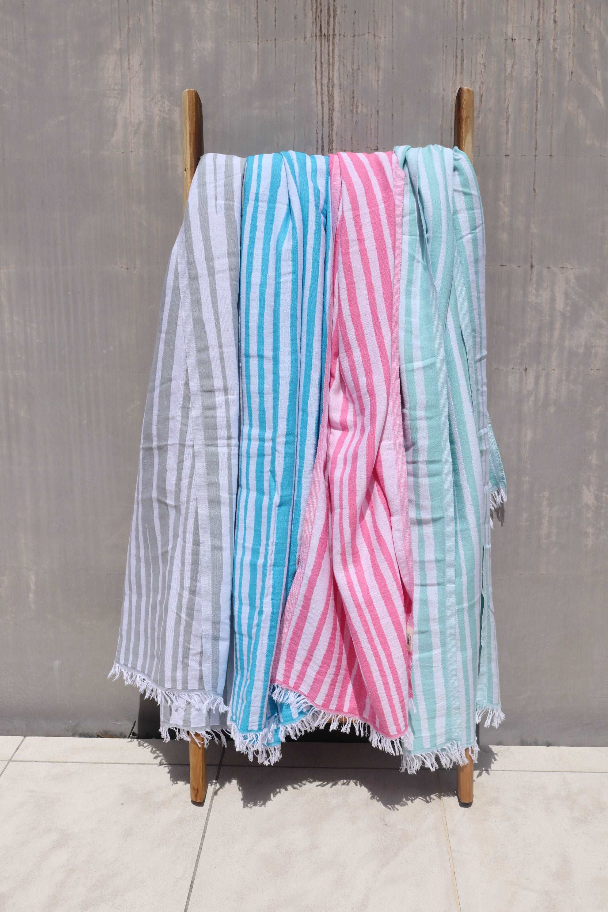 Avalon combed cotton beach towel, 380 gr - Pippah