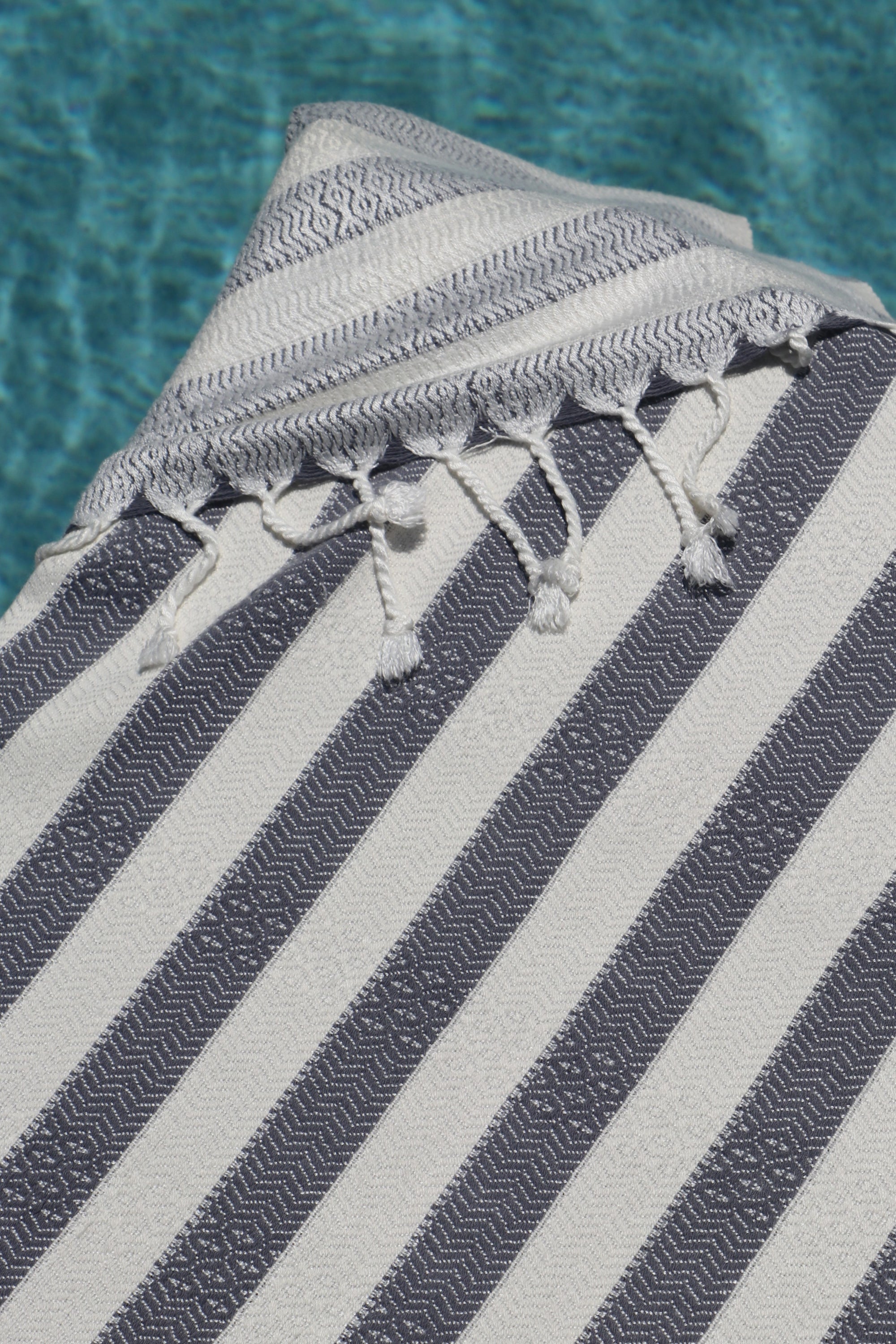 Miami bamboo cotton blend turkish towel in slate close up