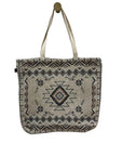 Horizon tote bag hanging