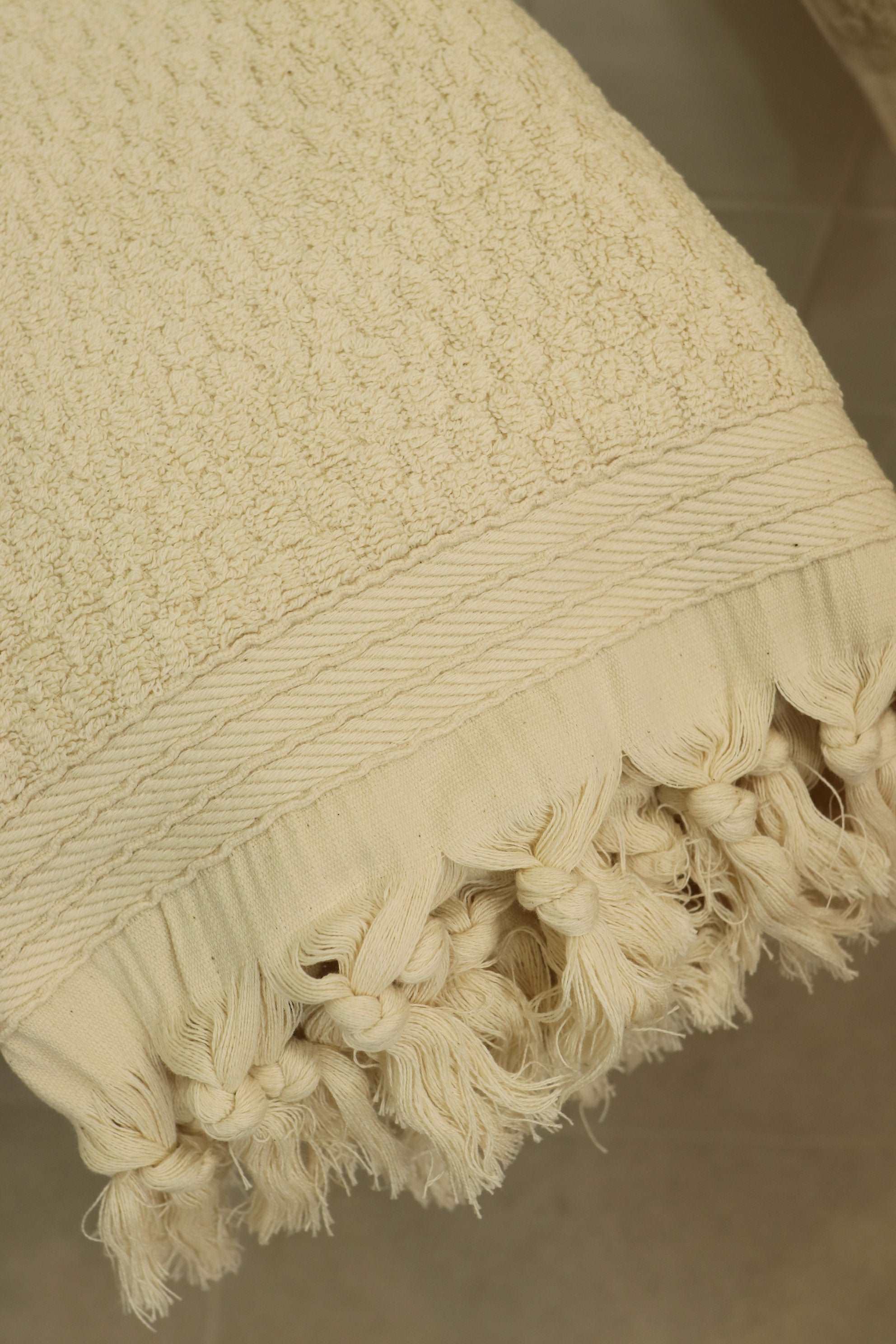 Cable Pom Pom bath sheet - absolute luxe, 950 gr - Pippah