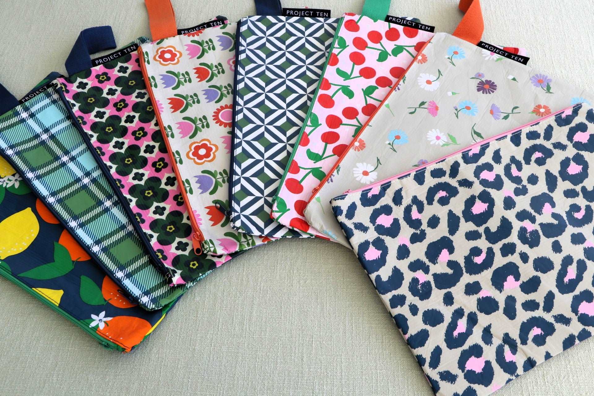 Zip Pouch/wet bag - 10 colours